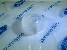 BONNET STAY ROD GROMMET FORD